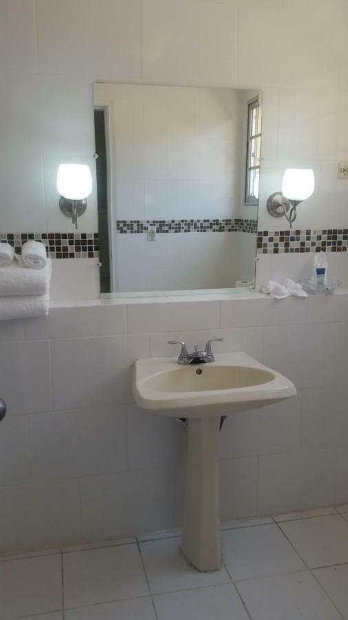 Mh Boutique Hotel 圣佩德罗苏拉 外观 照片